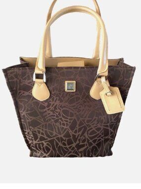 DIANE VON FURSTENBERG Luggage Vase Travel Tote Bag Handbag